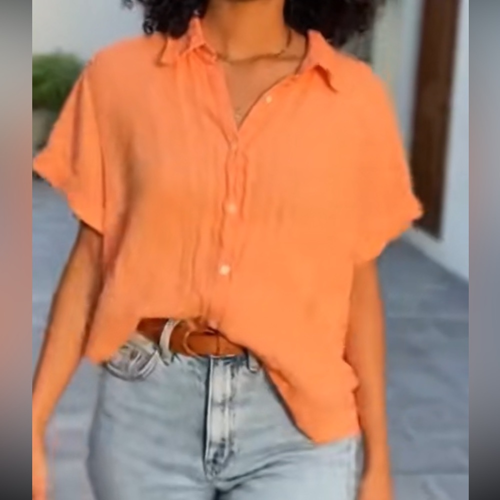 100% Linen Lightweight Button-Up Linen Top in Coral Peach